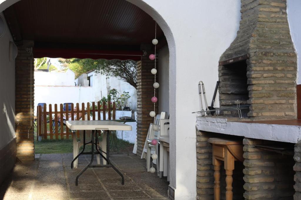 Chalet Con Piscina, Amplio Jardin Y Aire Acondicionado Chiclana de la Frontera Dış mekan fotoğraf