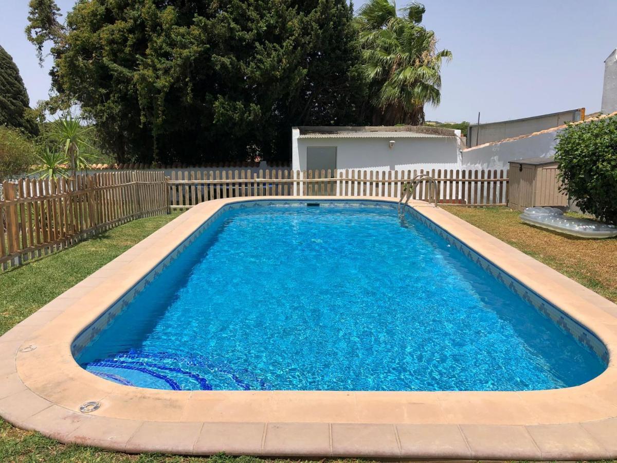 Chalet Con Piscina, Amplio Jardin Y Aire Acondicionado Chiclana de la Frontera Dış mekan fotoğraf